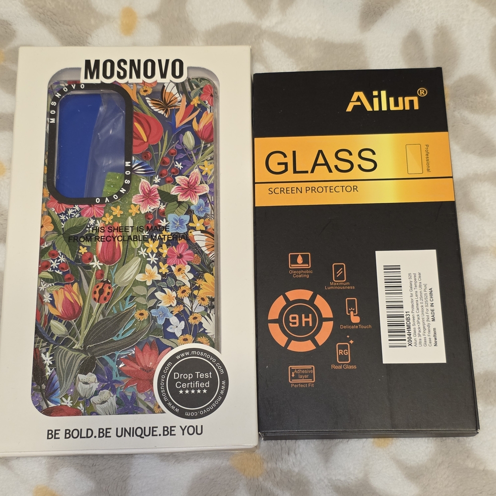 Ailun Glass Screen Protector with Mosnovo Floral Case